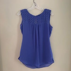 White House Black Market blue sleeves dress blouse xs